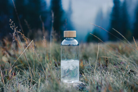 RCS rPET Flasche mit Bambus-Deckel transparent bedrucken, Art.-Nr. P433.090