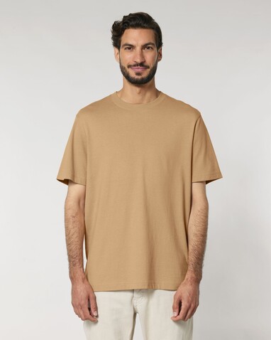 Sparker 2.0 - Das Relaxed Unisex-T-Shirt - Latte - S bedrucken, Art.-Nr. STTU171C1121S Sparker 2.0 - Das Relaxed Unisex-T-Shirt - Latte - S bedrucken, Art.-Nr. STTU171C1121S