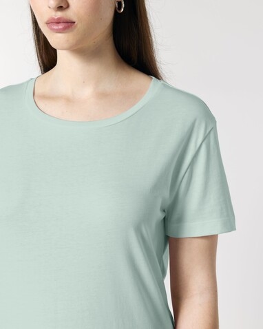 Stella Serena - Das Damen-T-Shirt mit weitem Rundhalsausschnitt - Caribbean Blue - XS bedrucken, Art.-Nr. STTW173C724XS