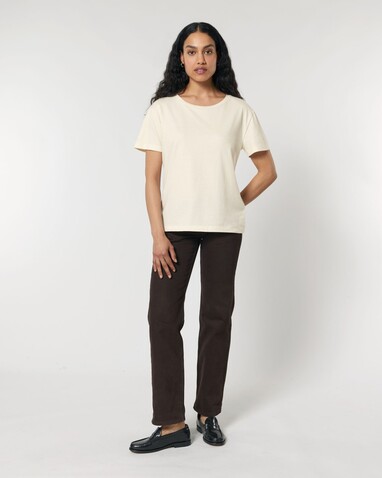 Stella Serena - Das Damen-T-Shirt mit weitem Rundhalsausschnitt - Natural Raw - XXL bedrucken, Art.-Nr. STTW173C0542X Stella Serena - Das Damen-T-Shirt mit weitem Rundhalsausschnitt - Natural Raw - XXL bedrucken, Art.-Nr. STTW173C0542X