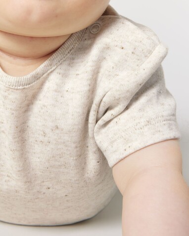 Baby Body - Der kurzärmelige Baby-Body - Eco Heather - 3-6 m/62-68cm bedrucken, Art.-Nr. STUB103C147B7 Baby Body - Der kurzärmelige Baby-Body - Eco Heather - 3-6 m/62-68cm bedrucken, Art.-Nr. STUB103C147B7