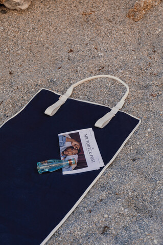 VINGA Volonne AWARE™ Strandmatte aus recyceltem Canvas blau, off white bedrucken, Art.-Nr. V459105
