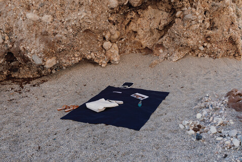 VINGA Volonne AWARE™ Picknickdecke aus recyceltem Canvas blau, off white bedrucken, Art.-Nr. V459115