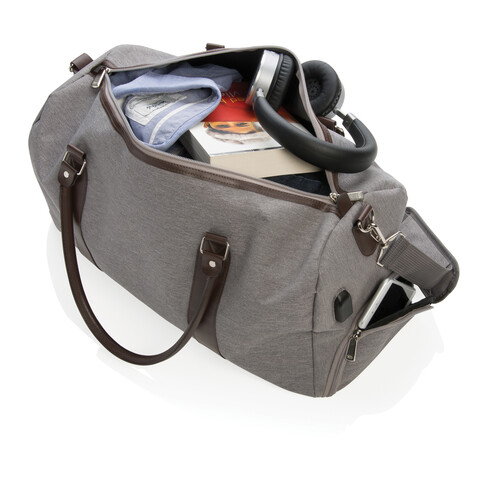 Wochenendtasche mit USB A-Ausgang grau bedrucken, Art.-Nr. P707.052