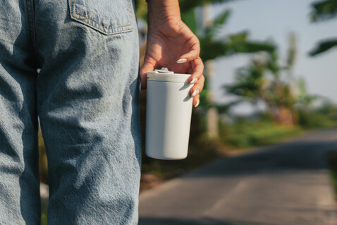 Doppelwandiger Vakuum-Becher aus RCS recyceltem SS weiß bedrucken, Art.-Nr. P435.093