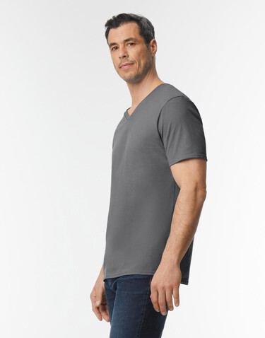 Gildan Softstyle Adult V-Neck T-Shirt, Dark Heather, 2XL bedrucken, Art.-Nr. 108091267