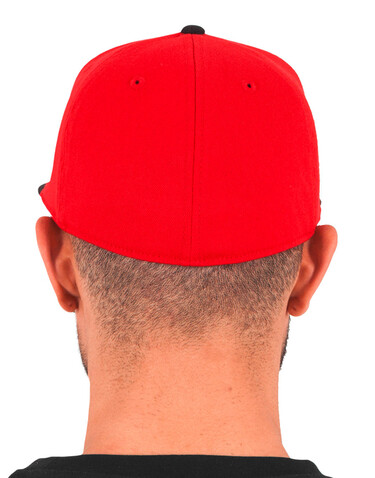 Flexfit Premium 210 Fitted 2-Tone, Black/Red, S/M bedrucken, Art.-Nr. 672681541