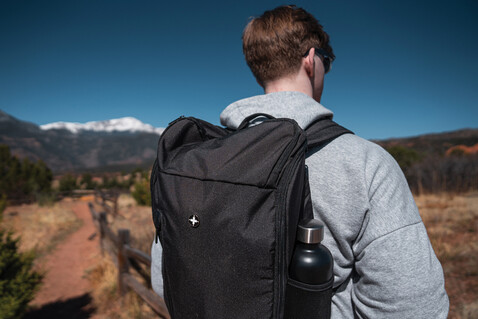 Swiss Peak AWARE™ Easy Access 15.6&quot; Laptop-Rucksack schwarz bedrucken, Art.-Nr. P763.111
