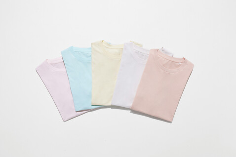 Iqoniq Sierra Lightweight T-Shirt aus recycelter Baumwolle cloud pink bedrucken, Art.-Nr. T9104.039.XS