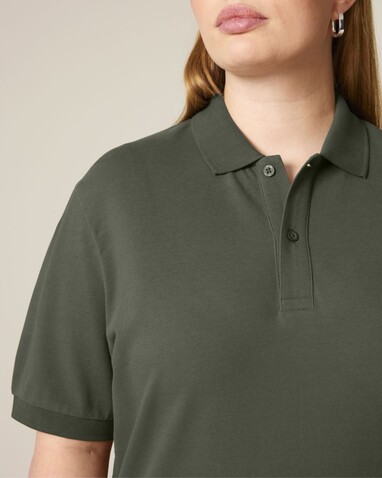 Prepster 2.0 - Das Unisex-Polo - Khaki - XXS bedrucken, Art.-Nr. STPU222C2232S Prepster 2.0 - Das Unisex-Polo - Khaki - XXS bedrucken, Art.-Nr. STPU222C2232S