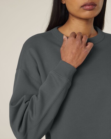 Stella Paloma - Das Oversized Damen-Rundhals-Sweatshirt - Anthracite - L bedrucken, Art.-Nr. STSW218C2531L Stella Paloma - Das Oversized Damen-Rundhals-Sweatshirt - Anthracite - L bedrucken, Art.-Nr. STSW218C2531L