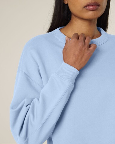 Stella Paloma - Das Oversized Damen-Rundhals-Sweatshirt - Blue Soul - S bedrucken, Art.-Nr. STSW218C1491S Stella Paloma - Das Oversized Damen-Rundhals-Sweatshirt - Blue Soul - S bedrucken, Art.-Nr. STSW218C1491S