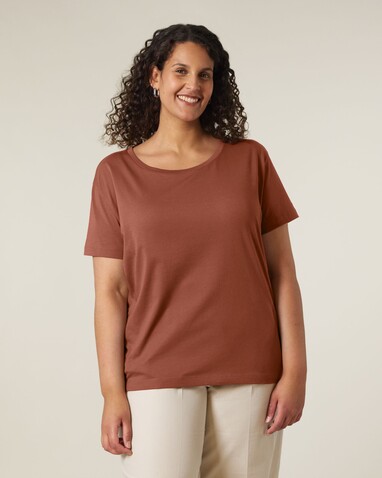 Stella Serena - Das Damen-T-Shirt mit weitem Rundhalsausschnitt - Heritage Brown - L bedrucken, Art.-Nr. STTW173C7301L Stella Serena - Das Damen-T-Shirt mit weitem Rundhalsausschnitt - Heritage Brown - L bedrucken, Art.-Nr. STTW173C7301L