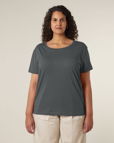 Stella Serena - Das Damen-T-Shirt mit weitem Rundhalsausschnitt - Anthracite - M bedrucken, Art.-Nr. STTW173C2531M Stella Serena - Das Damen-T-Shirt mit weitem Rundhalsausschnitt - Anthracite - M bedrucken, Art.-Nr. STTW173C2531M