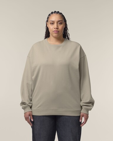 Radder 2.0 - Das Oversized Rundhals-Unisex-Sweatshirt - Stone - 3XL bedrucken, Art.-Nr. STSU208C3583X Radder 2.0 - Das Oversized Rundhals-Unisex-Sweatshirt - Stone - 3XL bedrucken, Art.-Nr. STSU208C3583X
