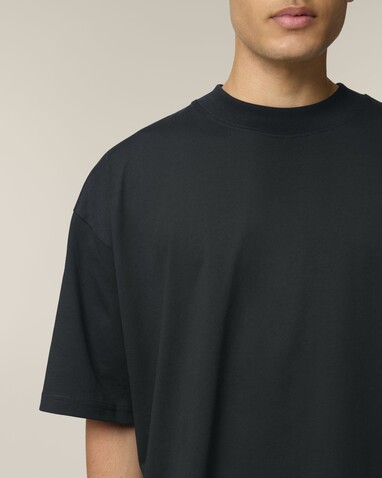 Blaster 2.0 - Das Oversized Unisex-T-Shirt mit Stehkragen - Black - S bedrucken, Art.-Nr. STTU959C0021S