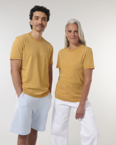 Crafter Vintage - Das Garment-Dyed Unisex-T-Shirt - G. Dyed Gold Ochre - L bedrucken, Art.-Nr. STTU976C1411L Crafter Vintage - Das Garment-Dyed Unisex-T-Shirt - G. Dyed Gold Ochre - L bedrucken, Art.-Nr. STTU976C1411L