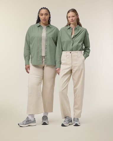 Stella Styler Shirt - Das Relaxed Damen-Popelinehemd - Soft Khaki - L bedrucken, Art.-Nr. STWW973C3671L