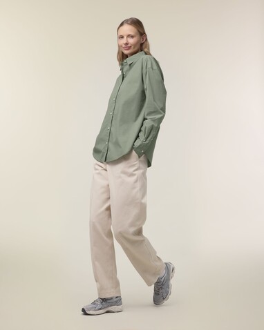 Stella Styler Shirt - Das Relaxed Damen-Popelinehemd - Soft Khaki - XS bedrucken, Art.-Nr. STWW973C367XS Stella Styler Shirt - Das Relaxed Damen-Popelinehemd - Soft Khaki - XS bedrucken, Art.-Nr. STWW973C367XS