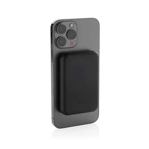 Stellar 5.000mAh 5W magnetische Powerbank aus RCS rec. ABS schwarz bedrucken, Art.-Nr. P322.5901