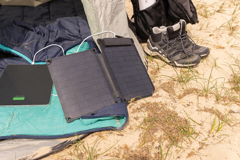 Solarpulse 10W tragbares Solarmodul aus RCS rPlastik schwarz bedrucken, Art.-Nr. P323.061