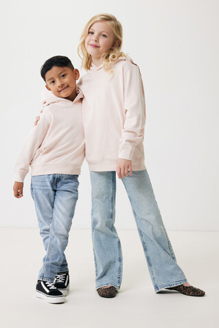 IQONIQ Yengo KidsHoodie mit Seitentaschen aus rec. Baumwolle cloud pink bedrucken, Art.-Nr. T6404.039.56 IQONIQ Yengo KidsHoodie mit Seitentaschen aus rec. Baumwolle cloud pink bedrucken, Art.-Nr. T6404.039.56
