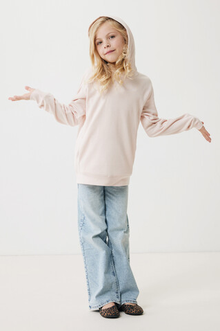 IQONIQ Yengo KidsHoodie mit Seitentaschen aus rec. Baumwolle cloud pink bedrucken, Art.-Nr. T6404.039.56 IQONIQ Yengo KidsHoodie mit Seitentaschen aus rec. Baumwolle cloud pink bedrucken, Art.-Nr. T6404.039.56