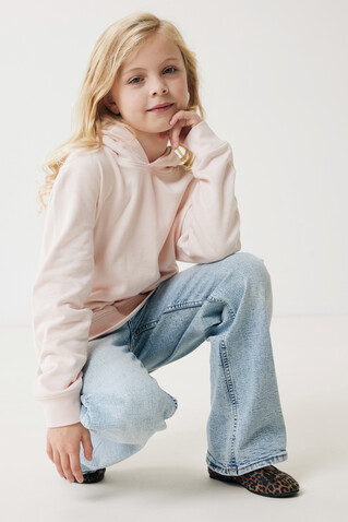 IQONIQ Yengo KidsHoodie mit Seitentaschen aus rec. Baumwolle cloud pink bedrucken, Art.-Nr. T6404.039.56 IQONIQ Yengo KidsHoodie mit Seitentaschen aus rec. Baumwolle cloud pink bedrucken, Art.-Nr. T6404.039.56