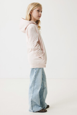 IQONIQ Yengo KidsHoodie mit Seitentaschen aus rec. Baumwolle cloud pink bedrucken, Art.-Nr. T6404.039.56 IQONIQ Yengo KidsHoodie mit Seitentaschen aus rec. Baumwolle cloud pink bedrucken, Art.-Nr. T6404.039.56