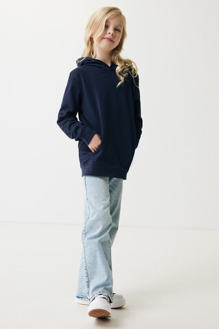 IQONIQ Yengo KidsHoodie mit Seitentaschen aus rec. Baumwolle navy blau bedrucken, Art.-Nr. T6404.002.910 IQONIQ Yengo KidsHoodie mit Seitentaschen aus rec. Baumwolle navy blau bedrucken, Art.-Nr. T6404.002.910