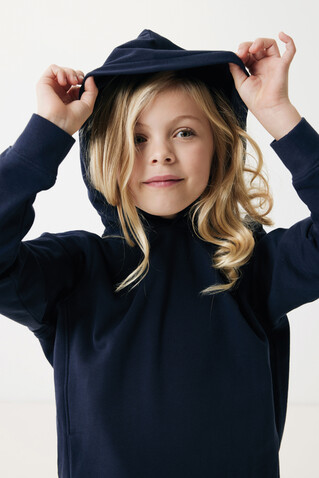 IQONIQ Yengo KidsHoodie mit Seitentaschen aus rec. Baumwolle navy blau bedrucken, Art.-Nr. T6404.002.910 IQONIQ Yengo KidsHoodie mit Seitentaschen aus rec. Baumwolle navy blau bedrucken, Art.-Nr. T6404.002.910