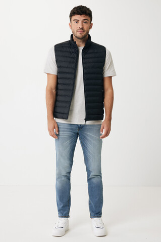 IQONIQ Meru Herren Bodywarmer aus recyceltem Polyester schwarz bedrucken, Art.-Nr. T1702.001.S IQONIQ Meru Herren Bodywarmer aus recyceltem Polyester schwarz bedrucken, Art.-Nr. T1702.001.S