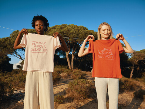 IQONIQ Yala Damen T-Shirt aus recycelter Baumwolle luscious red bedrucken, Art.-Nr. T4100.008.XXL IQONIQ Yala Damen T-Shirt aus recycelter Baumwolle luscious red bedrucken, Art.-Nr. T4100.008.XXL
