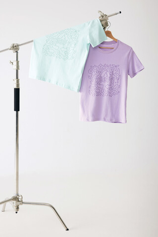 IQONIQ Brett T-Shirt aus recycelter Baumwolle lavender bedrucken, Art.-Nr. T9107.011.S IQONIQ Brett T-Shirt aus recycelter Baumwolle lavender bedrucken, Art.-Nr. T9107.011.S