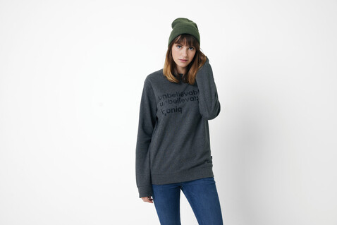 IQONIQ Denali ungefärbt. Rundhals-Sweater aus recycelter BW heather anthracite bedrucken, Art.-Nr. T9301.014.S