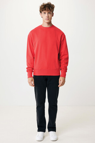IQONIQ Kruger Relax-Rundhals-Sweater aus recycelt. Baumwolle luscious red bedrucken, Art.-Nr. T9302.008.XXXL
