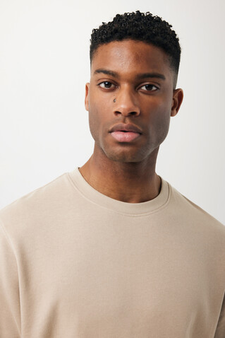 IQONIQ Etosha Lightweight Sweater aus recycelter Baumwolle desert bedrucken, Art.-Nr. T9303.006.S