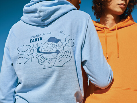 IQONIQ Rila Lightweight Hoodie aus recycelter Baumwolle sky blue bedrucken, Art.-Nr. T9404.022.M
