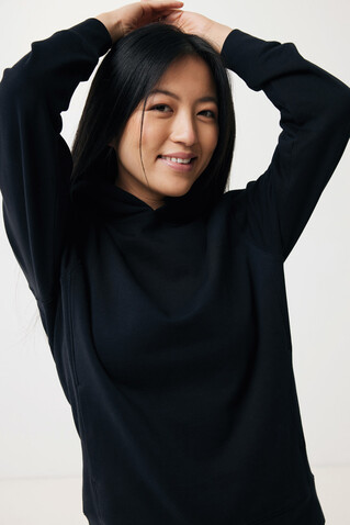 IQONIQ Yengo Hoodie mit Seitentaschen aus rec. Baumwolle schwarz bedrucken, Art.-Nr. T9405.001.XS IQONIQ Yengo Hoodie mit Seitentaschen aus rec. Baumwolle schwarz bedrucken, Art.-Nr. T9405.001.XS