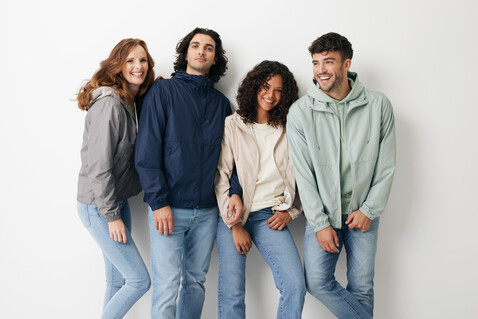 IQONIQ Logan Lightweight Jacke aus recyceltem Polyester beige bedrucken, Art.-Nr. T9701.030.M IQONIQ Logan Lightweight Jacke aus recyceltem Polyester beige bedrucken, Art.-Nr. T9701.030.M