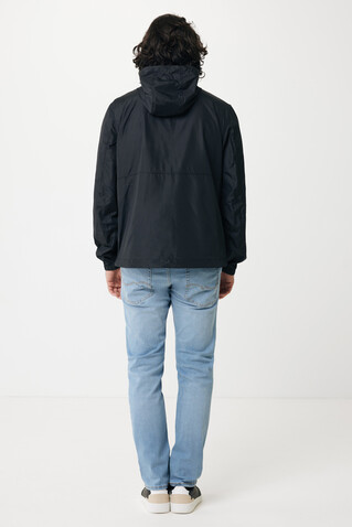 IQONIQ Logan Lightweight Jacke aus recyceltem Polyester schwarz bedrucken, Art.-Nr. T9701.001.XS