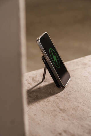 Urban Vitamin Redwood 5-in-1 5.000mAh 20W PD magn. Powerbank schwarz bedrucken, Art.-Nr. P322.7101