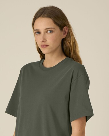 Breezer - Das Relaxed Unisex-T-Shirt - Khaki - M bedrucken, Art.-Nr. STTU964C2231M Breezer - Das Relaxed Unisex-T-Shirt - Khaki - M bedrucken, Art.-Nr. STTU964C2231M