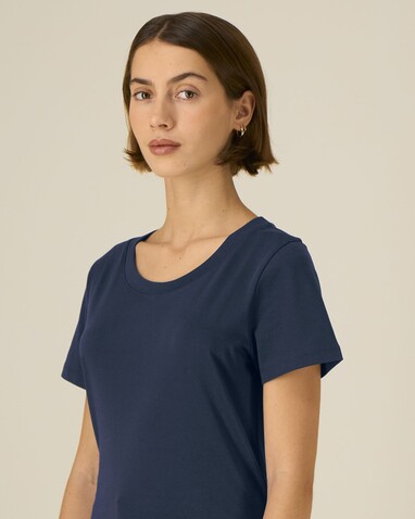 Stella Expresser 2.0 - Das Fitted Damen-T-Shirt - French Navy - M bedrucken, Art.-Nr. STTW079C7271M Stella Expresser 2.0 - Das Fitted Damen-T-Shirt - French Navy - M bedrucken, Art.-Nr. STTW079C7271M