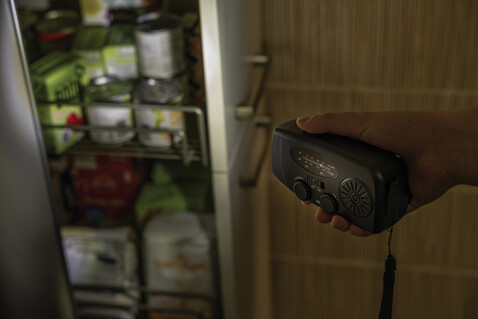 RescueWave Notfallradio aus RCS recyceltem Kunststoff schwarz bedrucken, Art.-Nr. P326.4301