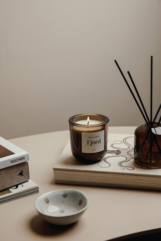 VINGA Nordic Essence Ambiente-Set blau, dunkelbraun bedrucken, Art.-Nr. V2620605 VINGA Nordic Essence Ambiente-Set blau, dunkelbraun bedrucken, Art.-Nr. V2620605