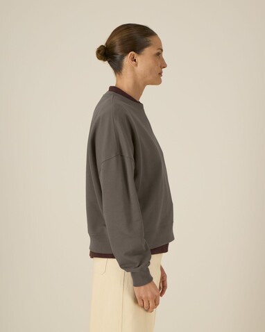 Stella Alma - Das Iconic Damen-Rundhals-Sweatshirt - Mocha - M bedrucken, Art.-Nr. STSW212C1351M