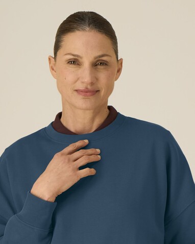 Stella Alma - Das Iconic Damen-Rundhals-Sweatshirt - Deep Teal - S bedrucken, Art.-Nr. STSW212C1361S