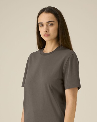 Crafter - Das Unisex-T-Shirt - Mocha - XS bedrucken, Art.-Nr. STTU170C135XS Crafter - Das Unisex-T-Shirt - Mocha - XS bedrucken, Art.-Nr. STTU170C135XS