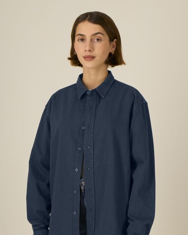 Worker Shirt - Das Relaxed Unisex-Hemd - G.Dyed Navy - S bedrucken, Art.-Nr. STWU975C3731S Worker Shirt - Das Relaxed Unisex-Hemd - G.Dyed Navy - S bedrucken, Art.-Nr. STWU975C3731S